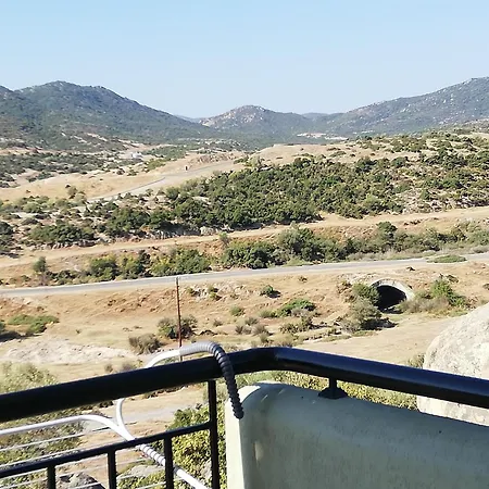 Efthea Valley Skala Sikias