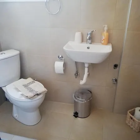 Efthea Valley Apartament *