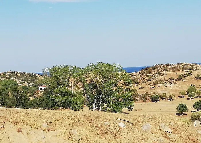 Efthea Valley Skala Sikias