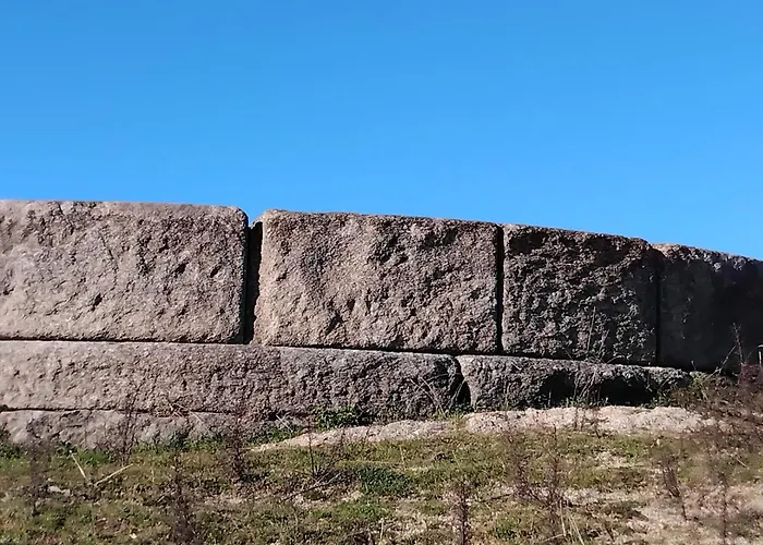 Efthea Valley 公寓 *